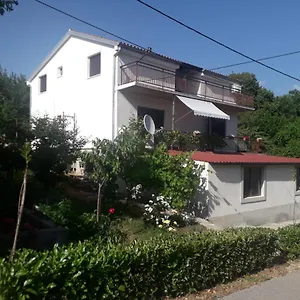 Apartment Filipovic, Buzdohanj